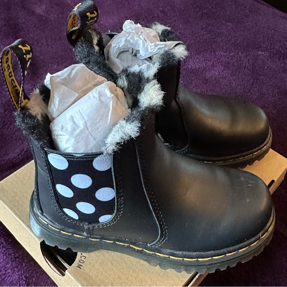 Toddler Girl Dr. Martens Chelsea Polka dot Boot - Picture 3 of 5